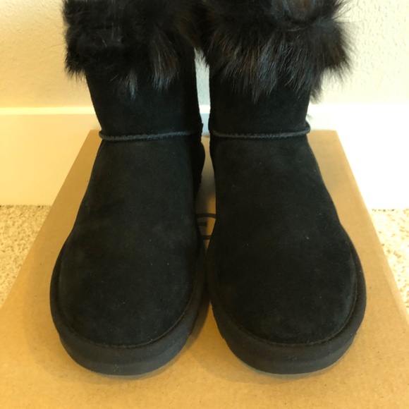 UGG BOOTS - Picture 5 of 11